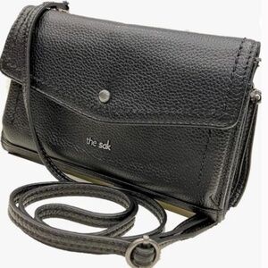 The Sak Silverlake Leather Phone Wallet Crossbody Wristlet Bag Black